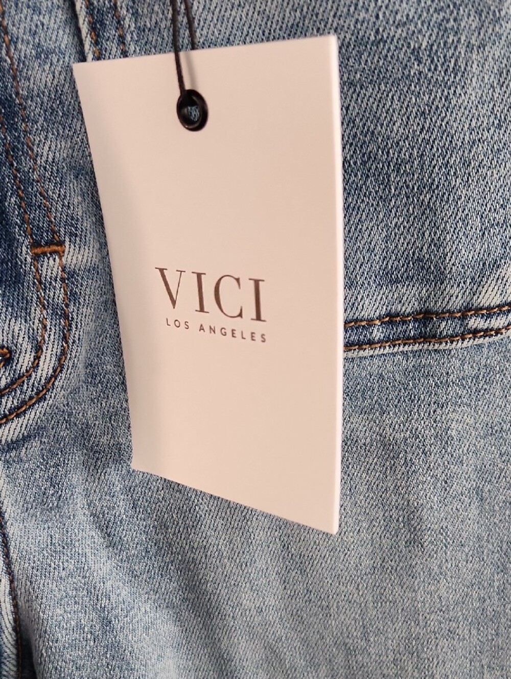 NWT Vici Casual Times Super Stretch High Rise Flare Cropped Jeans - Picture 4 of 8